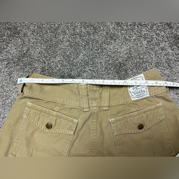 Lucky Women’s button down Shorts (8) - Picture 7 of 8